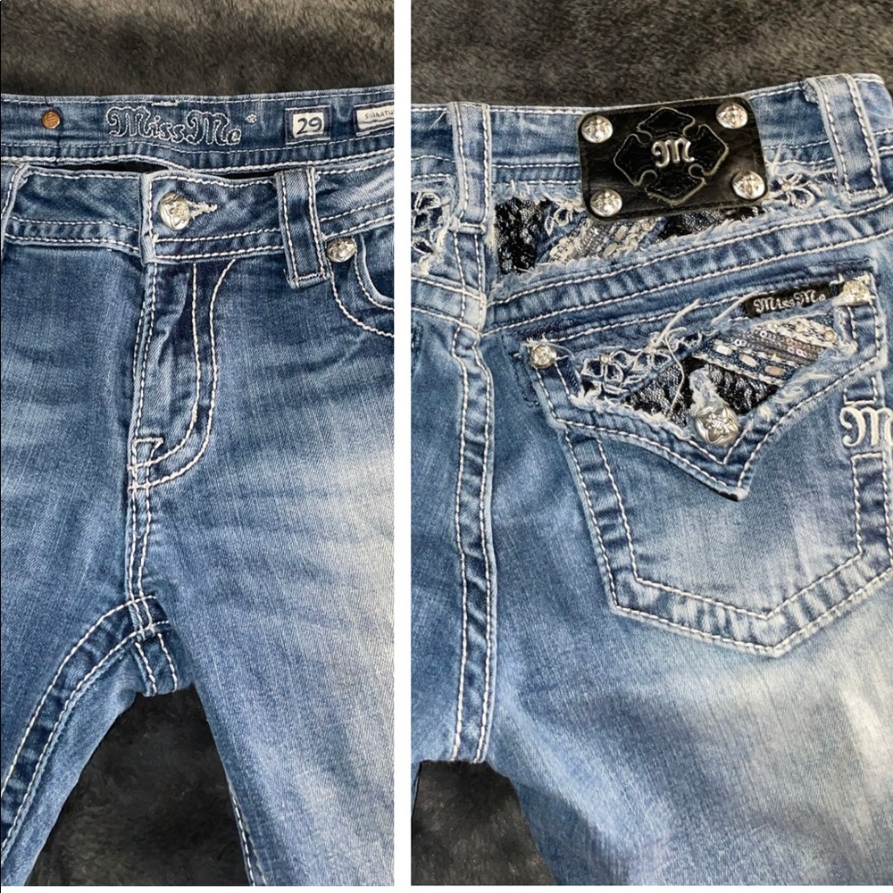 Miss Me Signature Boot Cut jeans